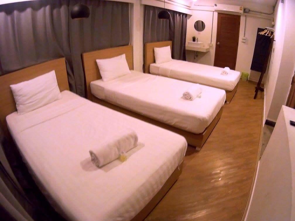 Siamhubbiz Hostel Bangkok Exterior foto